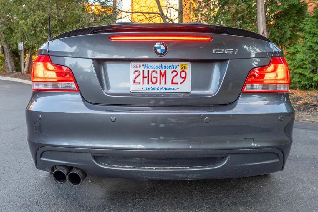 2013 BMW E82 135i & 135is - Image 9 of 31