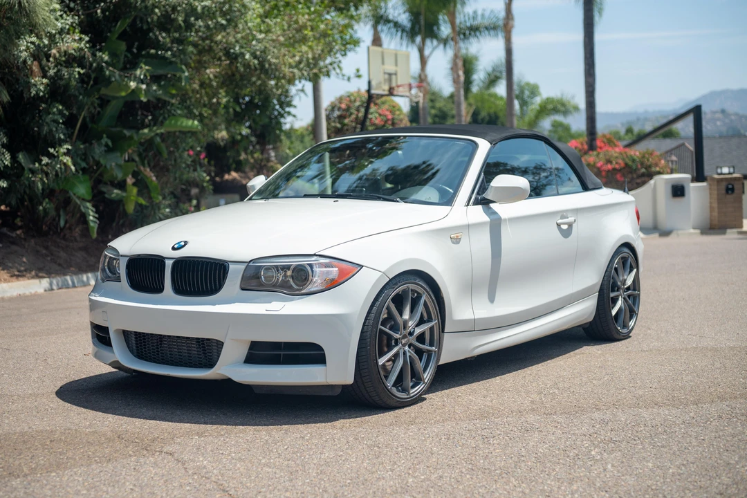 2013 BMW E82 135i & 135is - Image 10 of 31