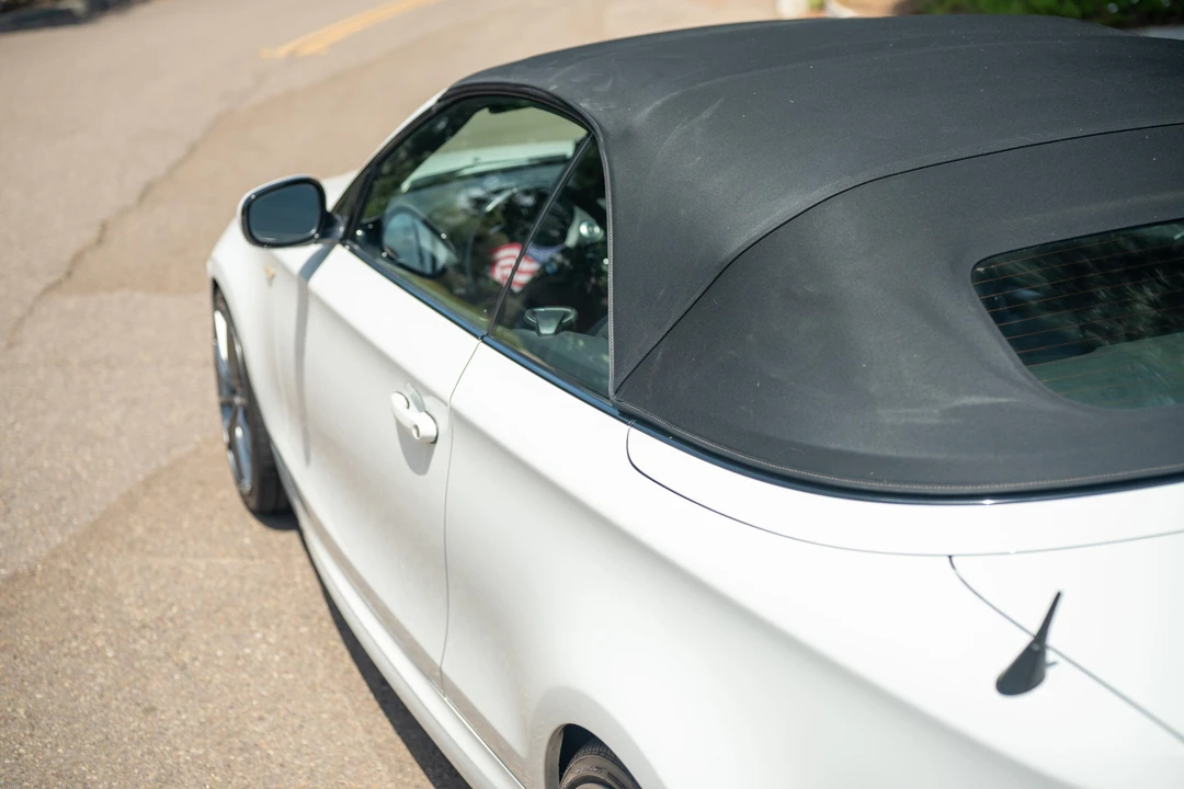 2013 BMW E82 135i & 135is - Image 28 of 31