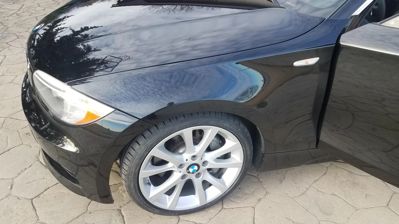 2013 BMW E82 135i & 135is - Image 25 of 31