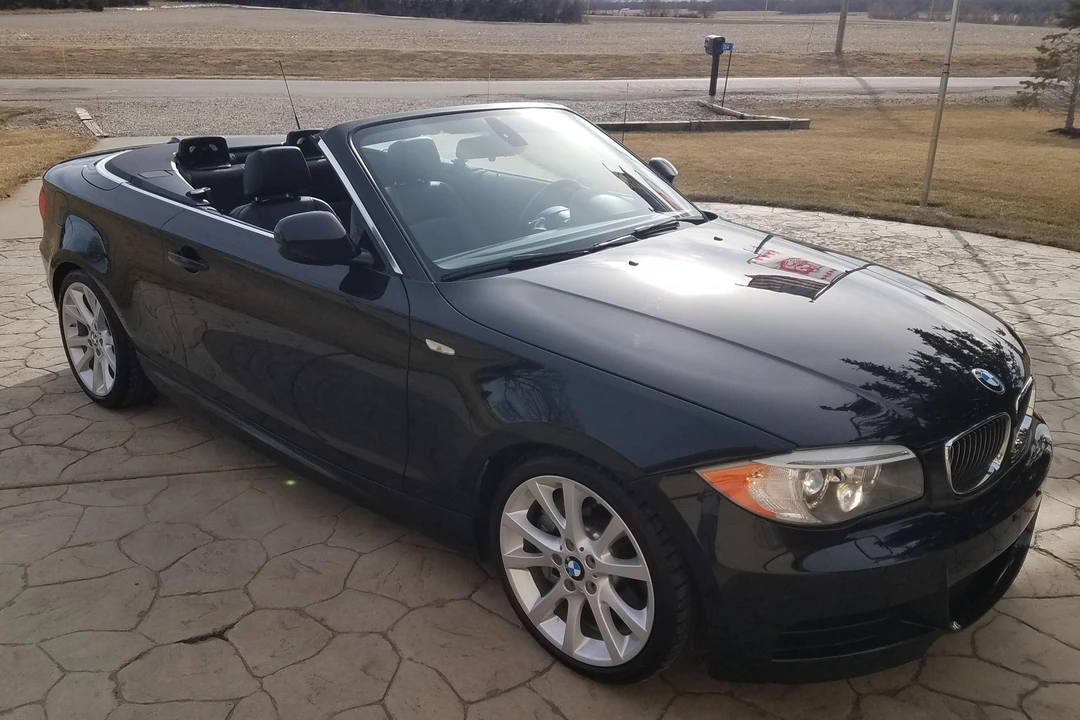 2013 BMW E82 135i & 135is - Image 20 of 31
