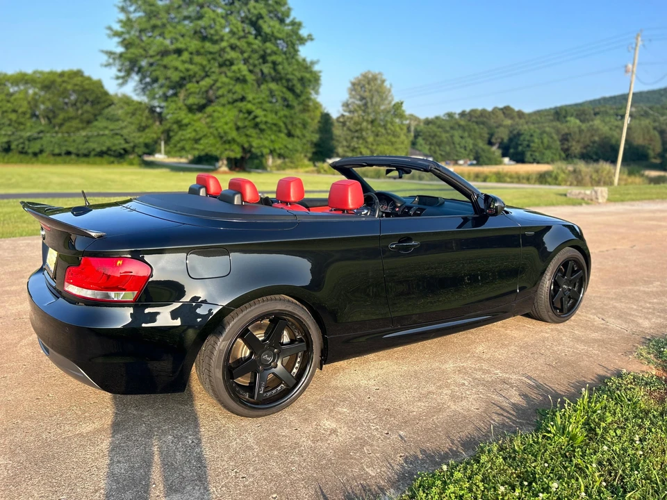 2013 BMW E82 135i & 135is - Image 12 of 31