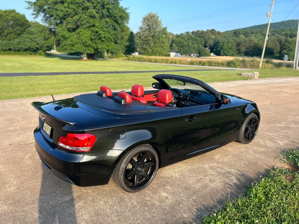 2013 BMW E82 135i & 135is - Image 11 of 31