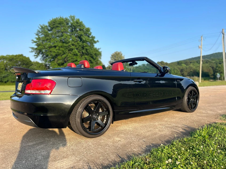 2013 BMW E82 135i & 135is - Image 13 of 31