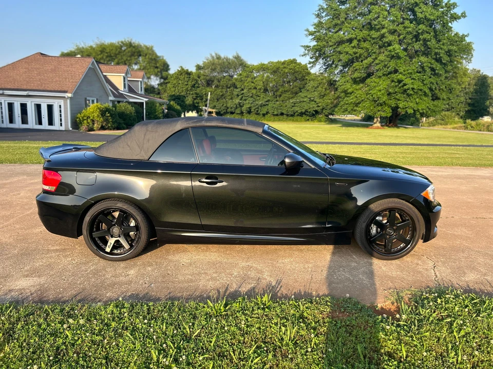 2013 BMW E82 135i & 135is - Image 21 of 31