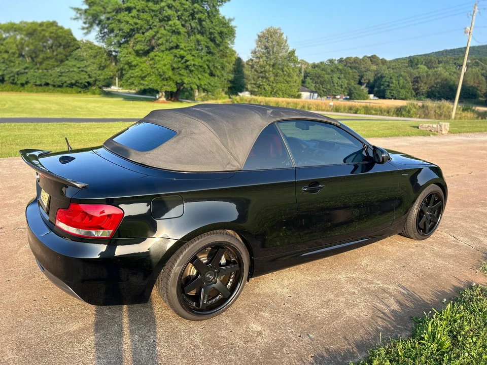 2013 BMW E82 135i & 135is - Image 20 of 31