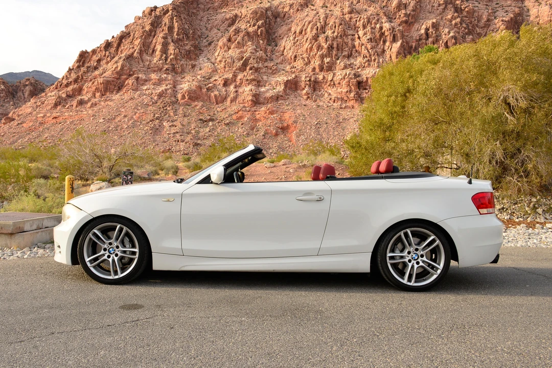2013 BMW E82 135i & 135is - Image 3 of 27