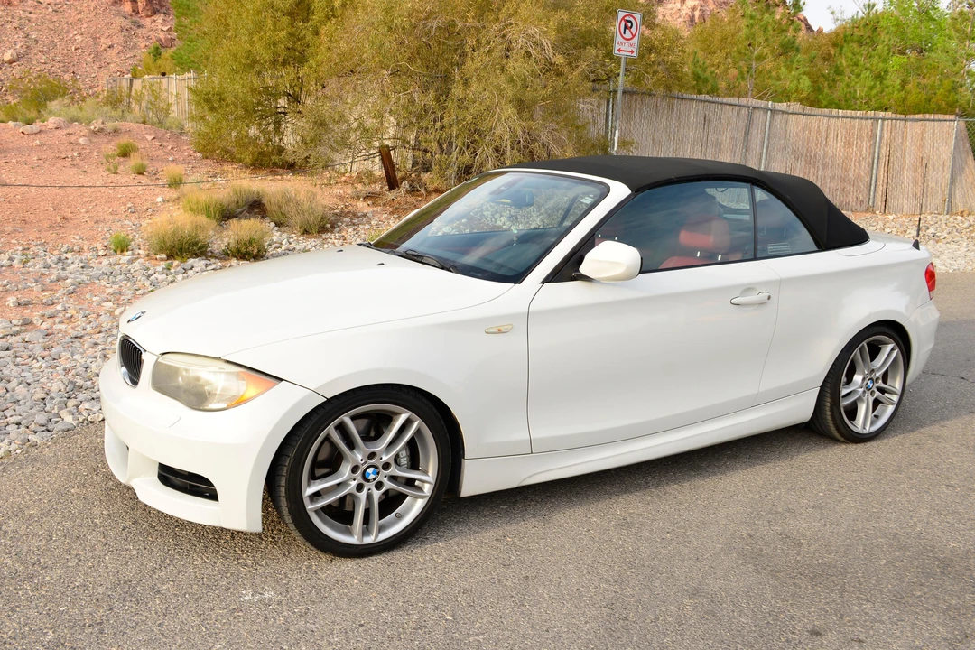 2013 BMW E82 135i & 135is - Image 20 of 27