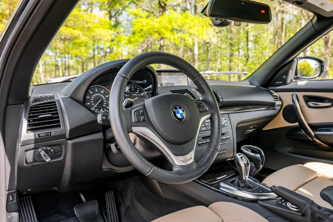 2013 BMW E82 135i & 135is - Image 31 of 31