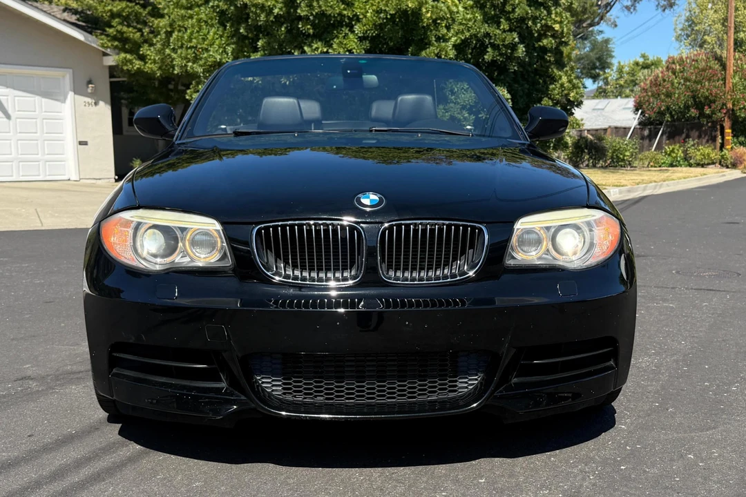 2013 BMW E82 135i & 135is - Image 2 of 31