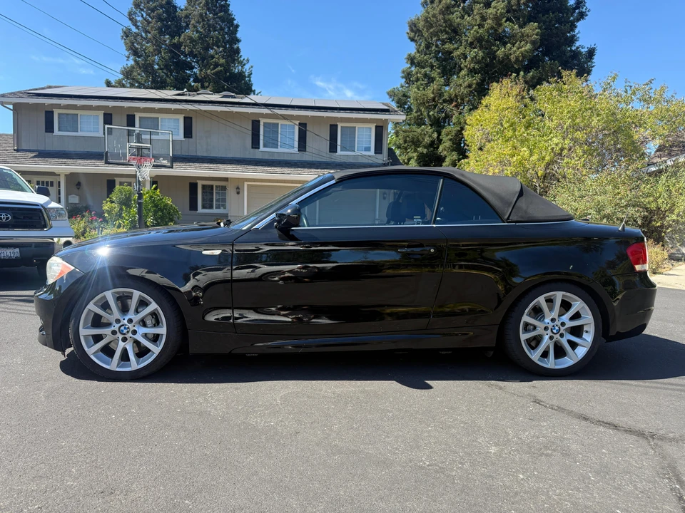 2013 BMW E82 135i & 135is - Image 19 of 31