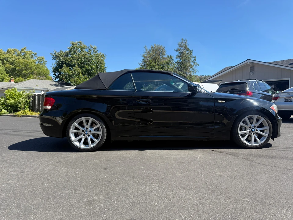 2013 BMW E82 135i & 135is - Image 23 of 31