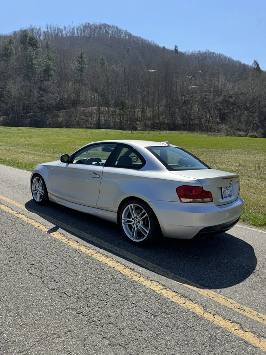 2013 BMW E82 135i & 135is - Image 18 of 21