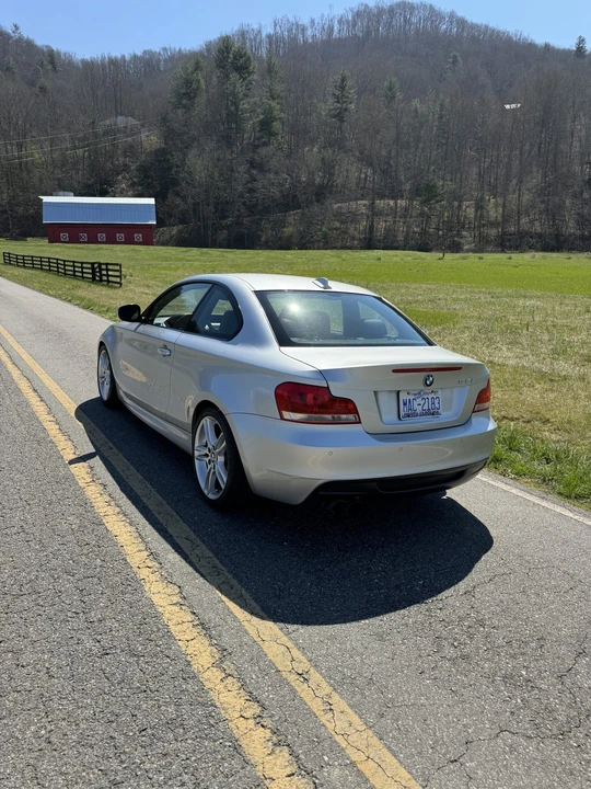 2013 BMW E82 135i & 135is - Image 17 of 21