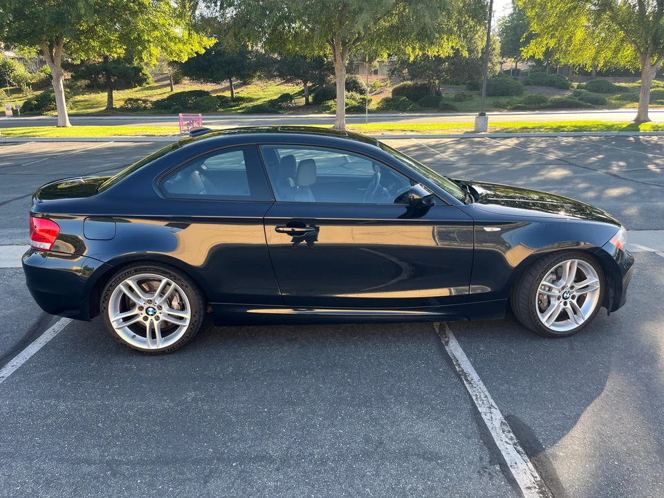 2013 BMW E82 135i & 135is - Image 9 of 31
