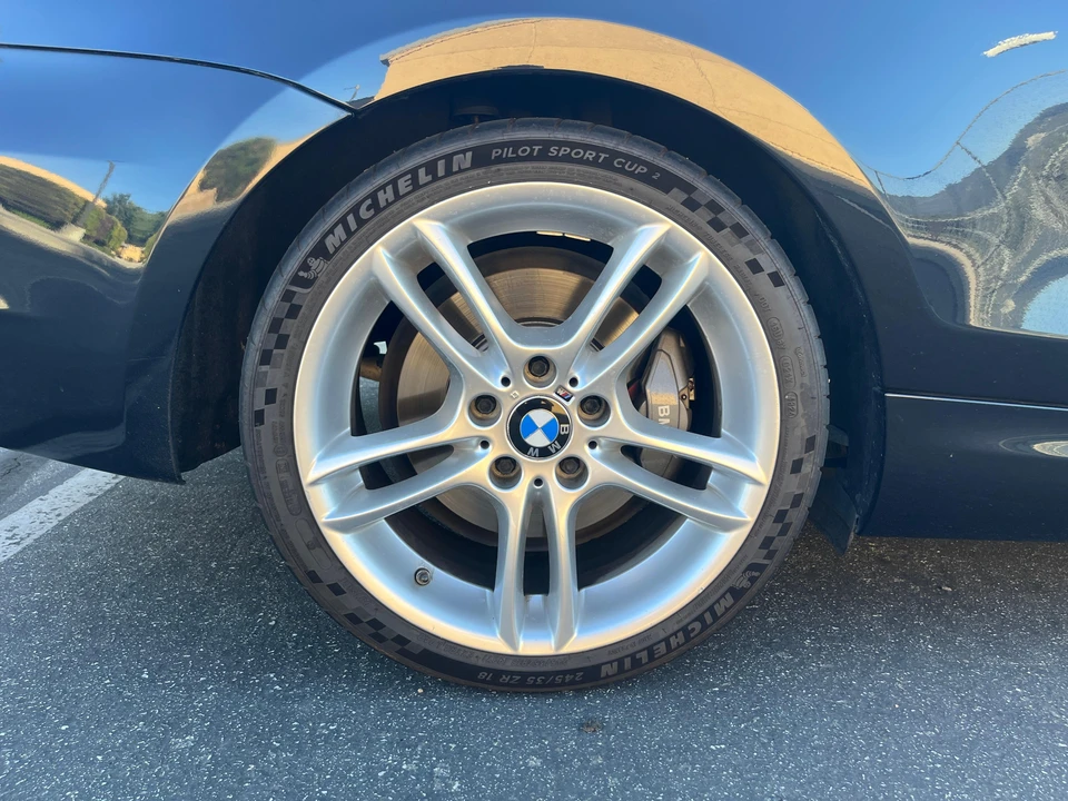 2013 BMW E82 135i & 135is - Image 30 of 31