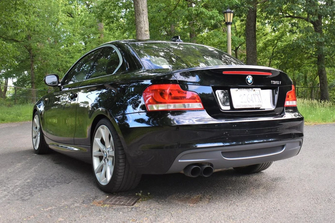 2013 BMW E82 135i & 135is - Image 4 of 5