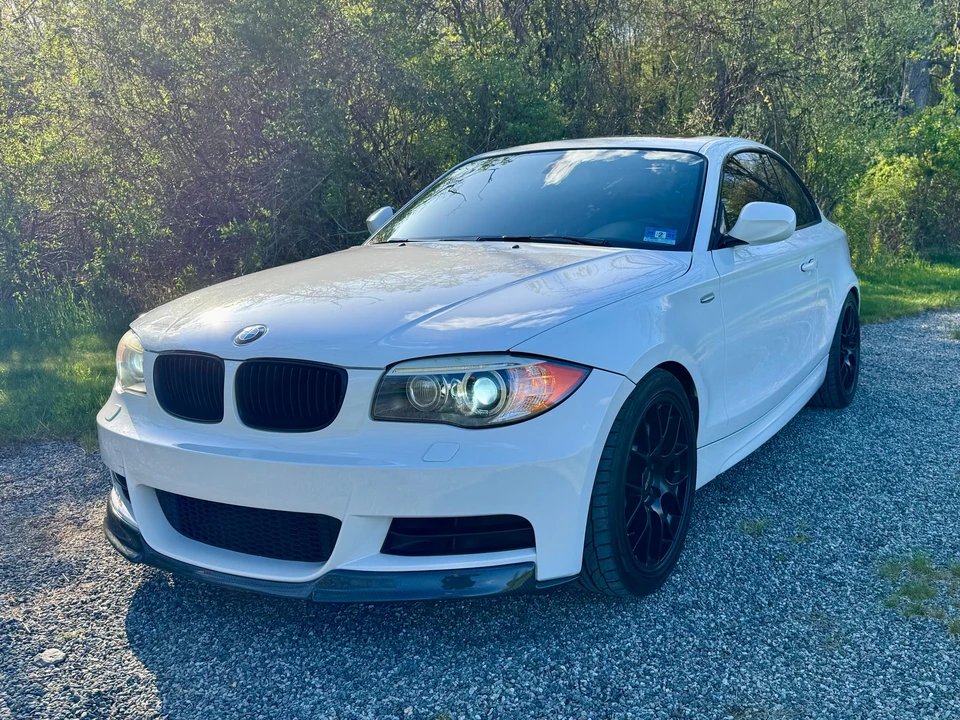 2013 BMW E82 135i & 135is - Image 10 of 31