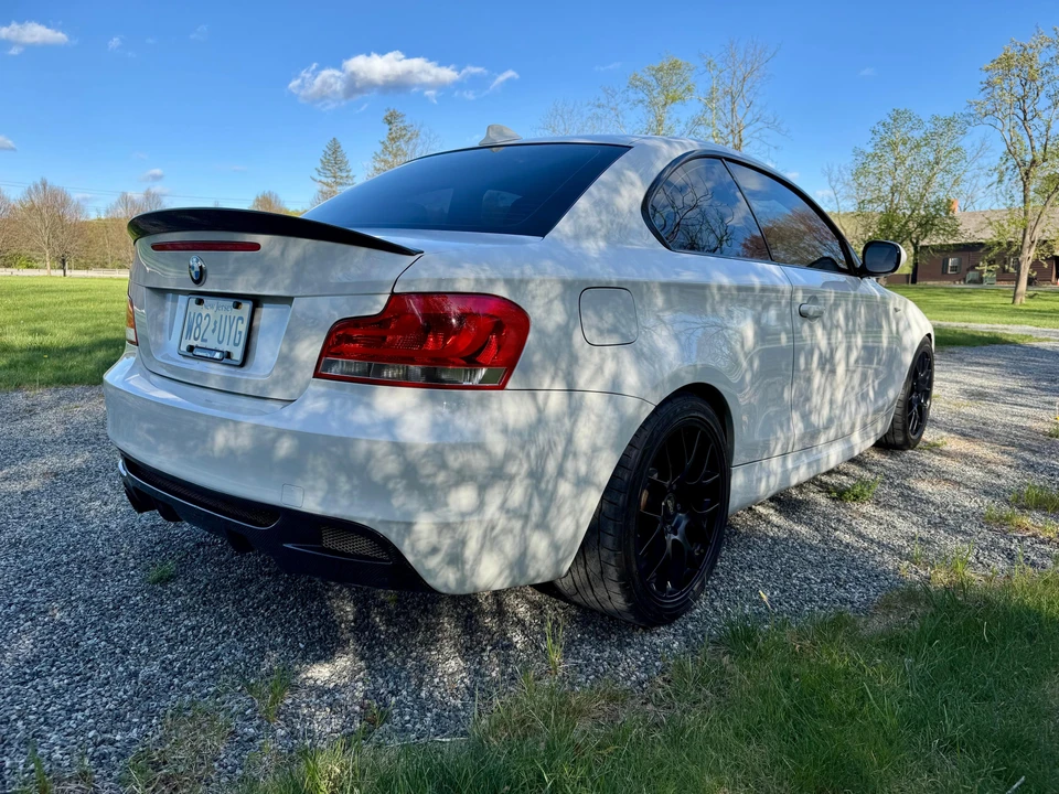 2013 BMW E82 135i & 135is - Image 22 of 31