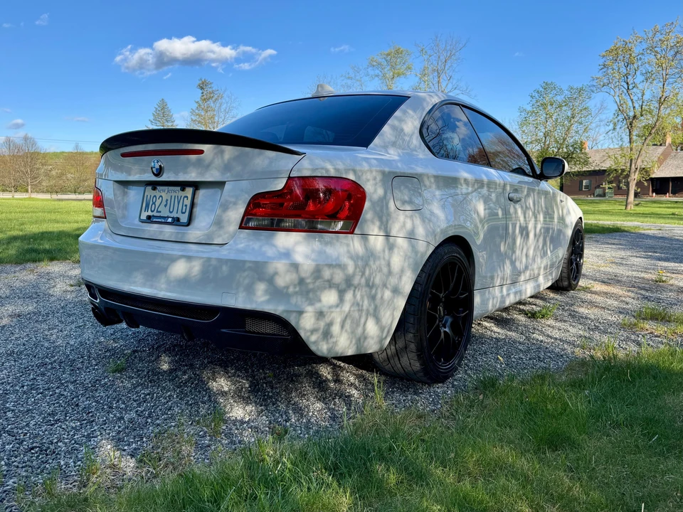 2013 BMW E82 135i & 135is - Image 21 of 31