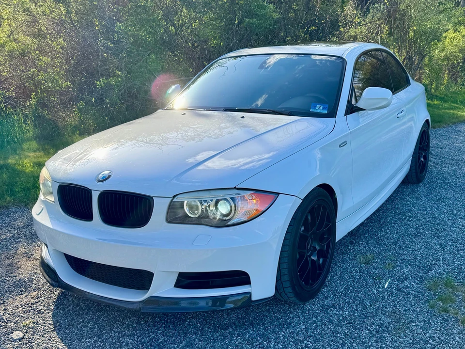 2013 BMW E82 135i & 135is - Image 9 of 31