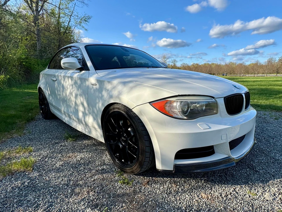 2013 BMW E82 135i & 135is - Image 31 of 31