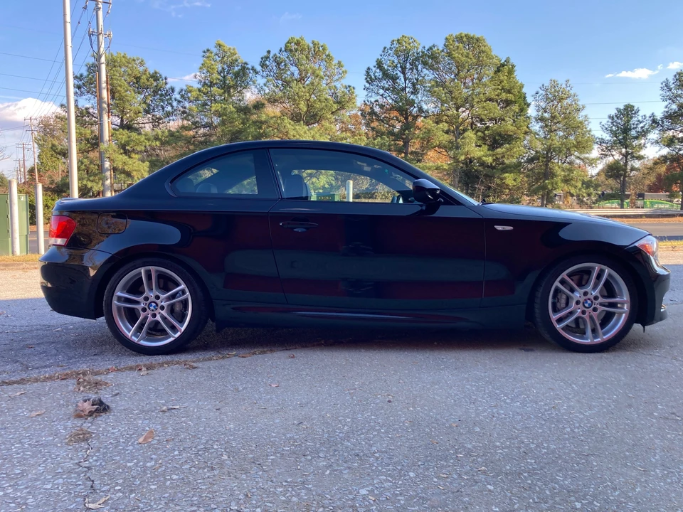2013 BMW E82 135i & 135is - Image 14 of 31