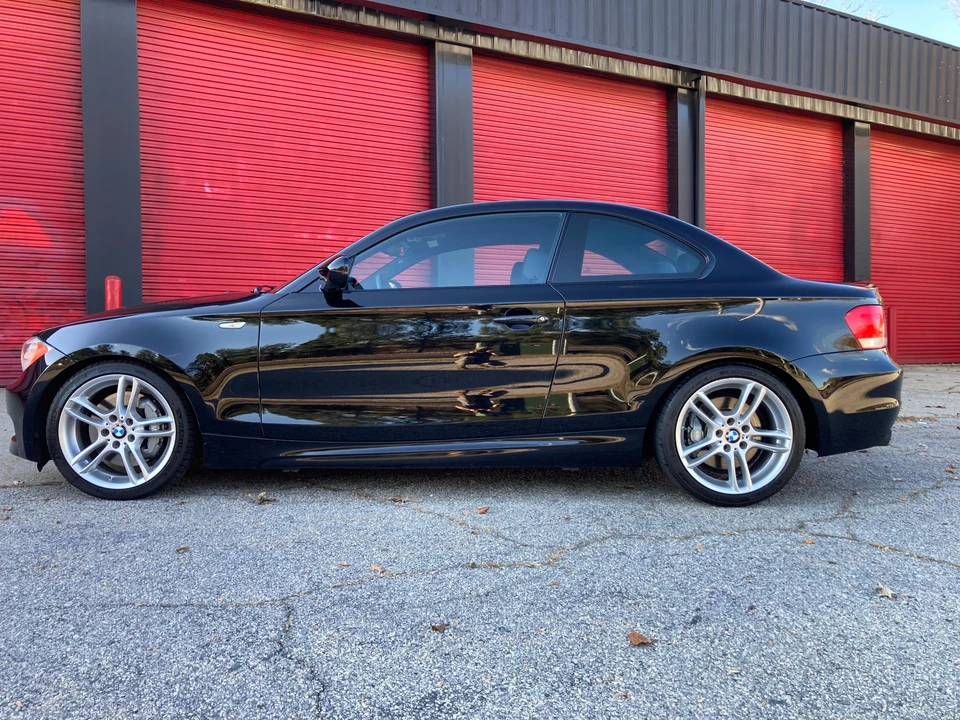 2013 BMW E82 135i & 135is - Image 9 of 31