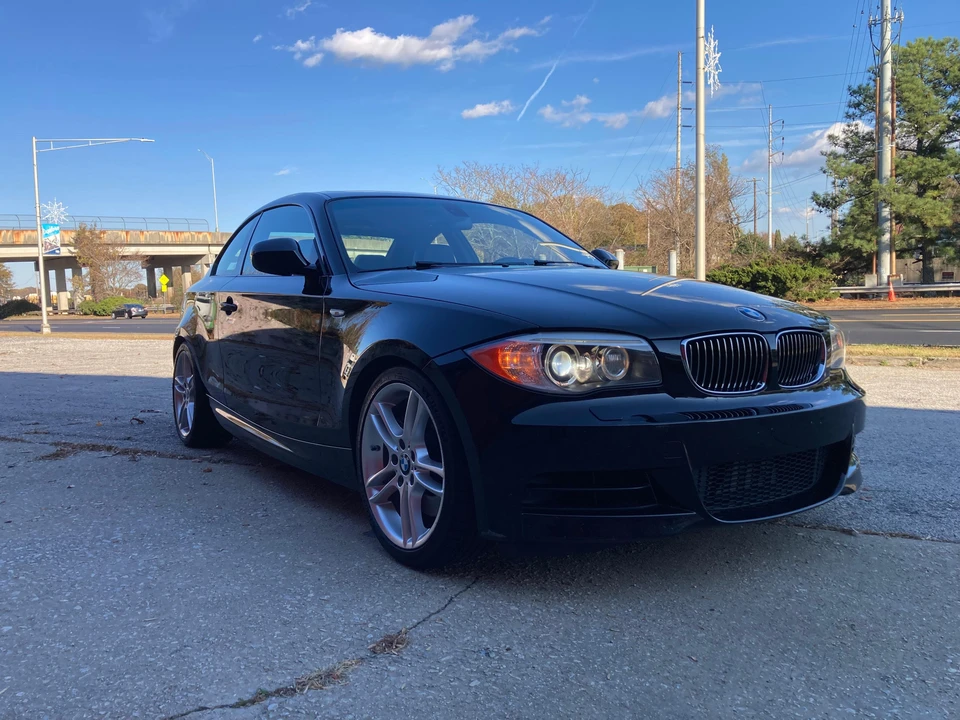 2013 BMW E82 135i & 135is - Image 17 of 31