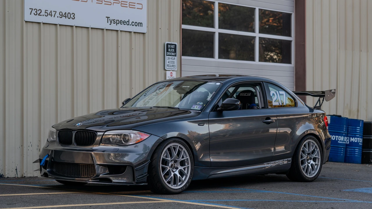 2013 BMW E82 135i & 135is - Image 9 of 31