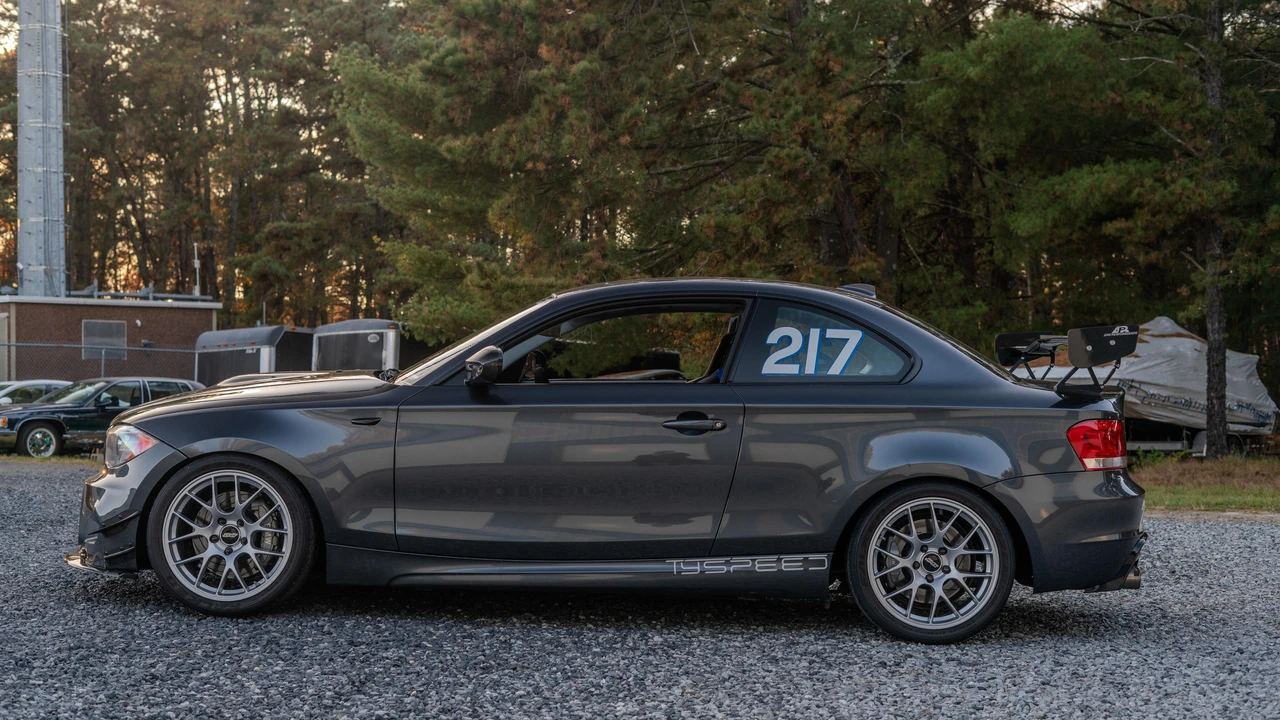 2013 BMW E82 135i & 135is - Image 11 of 31