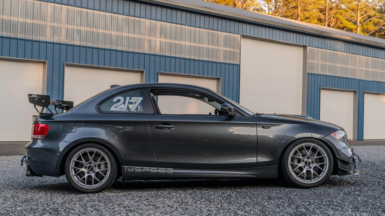 2013 BMW E82 135i & 135is - Image 22 of 31