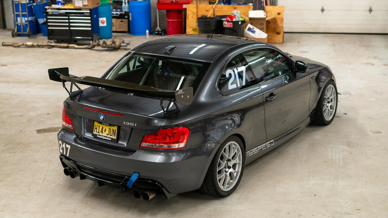 2013 BMW E82 135i & 135is - Image 31 of 31