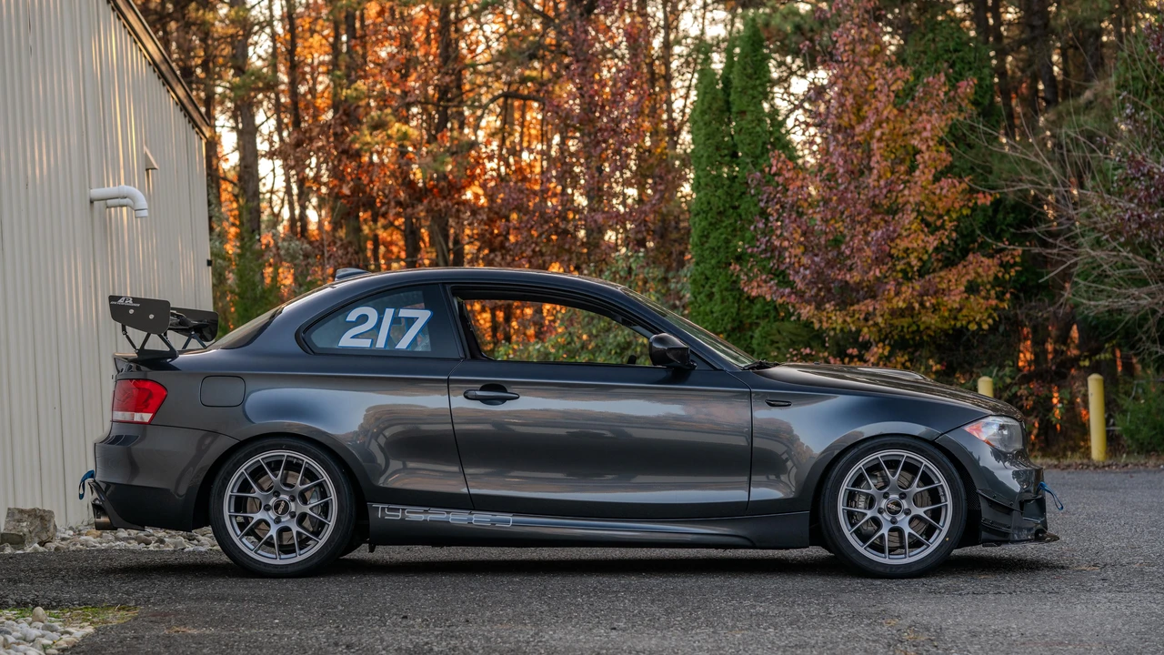 2013 BMW E82 135i & 135is - Image 20 of 31