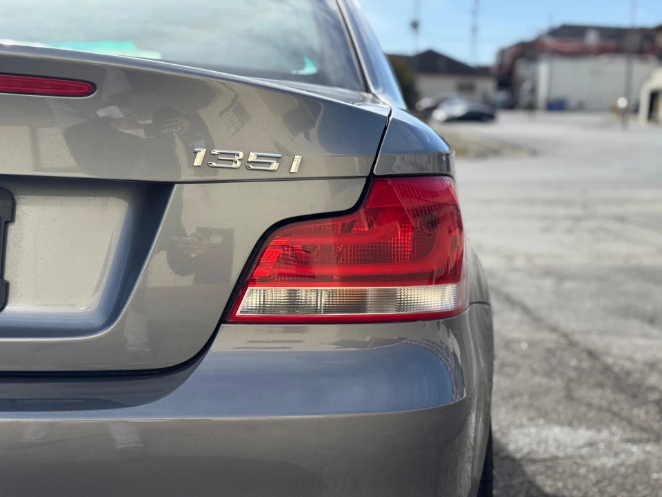 2013 BMW E82 135i & 135is - Image 25 of 31