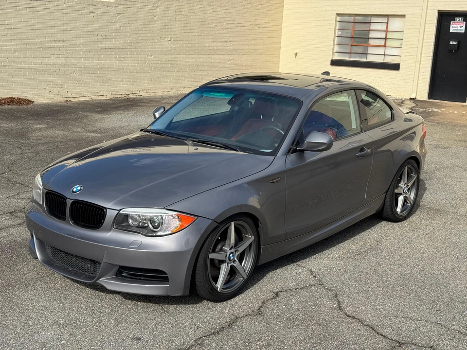2013 BMW E82 135i & 135is - Image 10 of 31