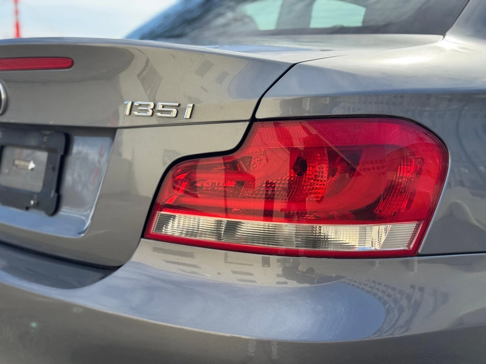 2013 BMW E82 135i & 135is - Image 26 of 31
