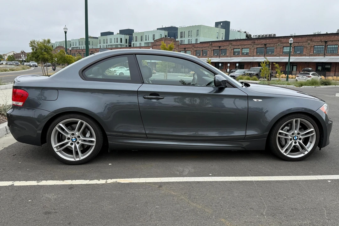 2013 BMW E82 135i & 135is - Image 3 of 31