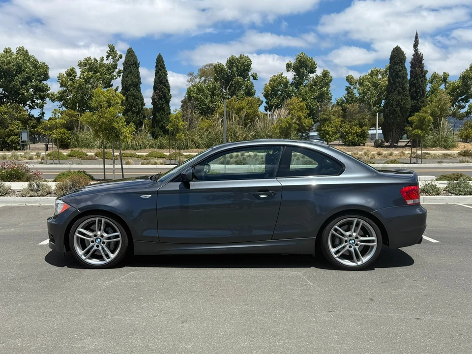 2013 BMW E82 135i & 135is - Image 15 of 31