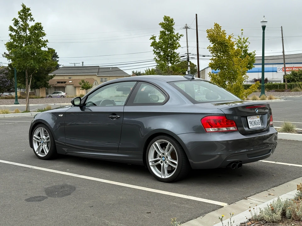 2013 BMW E82 135i & 135is - Image 9 of 31