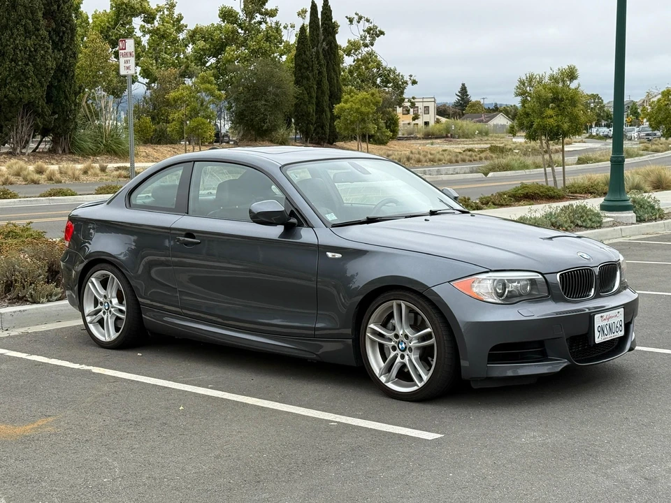 2013 BMW E82 135i & 135is - Image 11 of 31