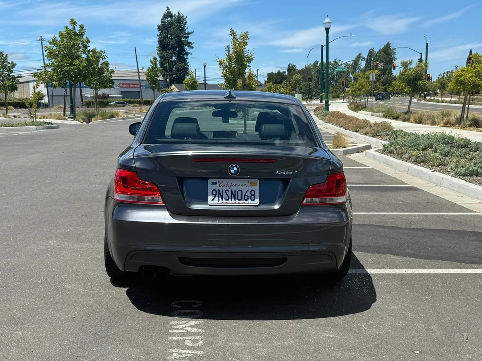 2013 BMW E82 135i & 135is - Image 17 of 31