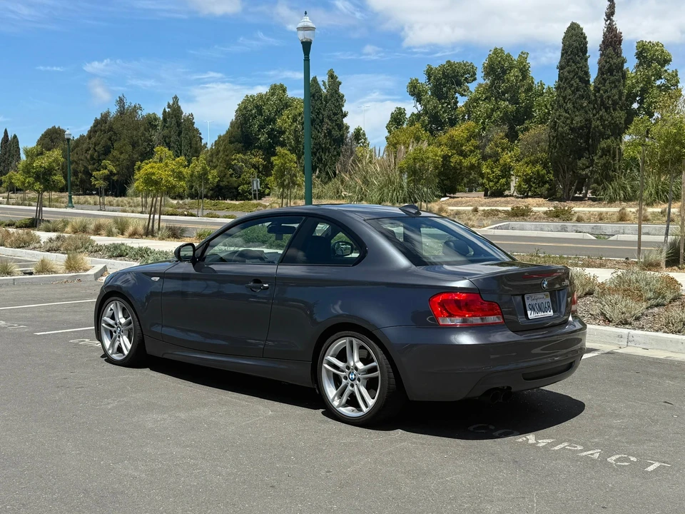 2013 BMW E82 135i & 135is - Image 16 of 31