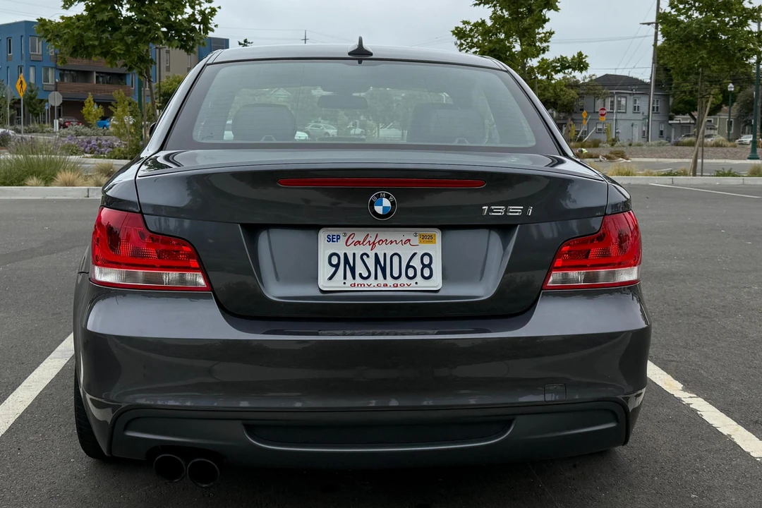 2013 BMW E82 135i & 135is - Image 5 of 31