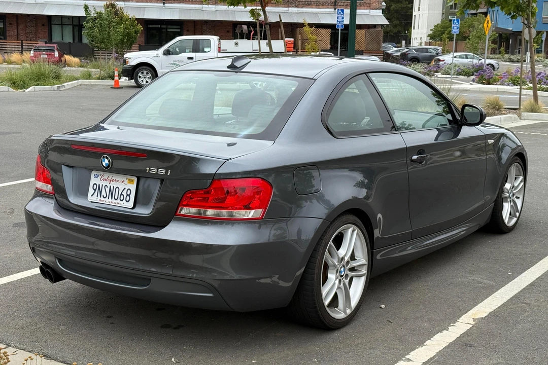 2013 BMW E82 135i & 135is - Image 4 of 31
