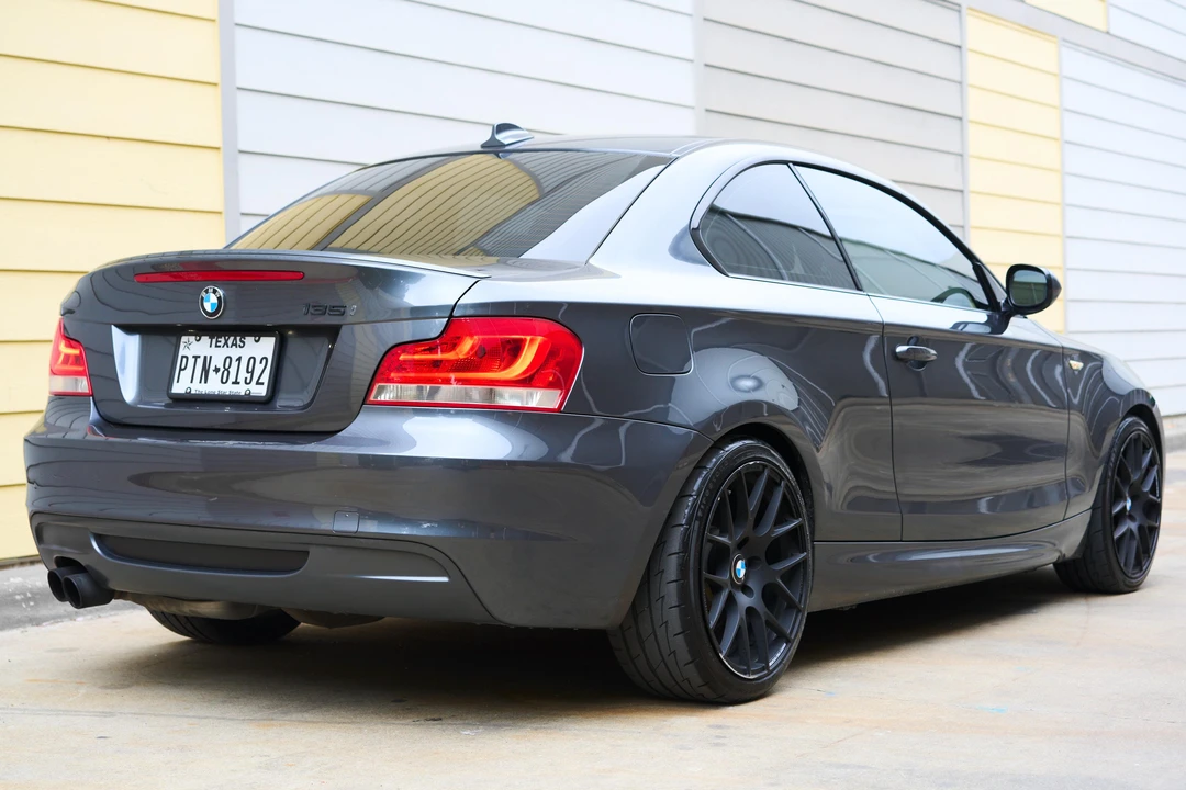2013 BMW E82 135i & 135is - Image 17 of 31