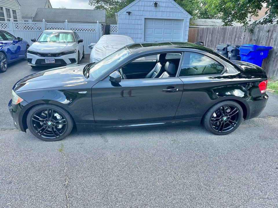 2013 BMW E82 135i & 135is - Image 9 of 31