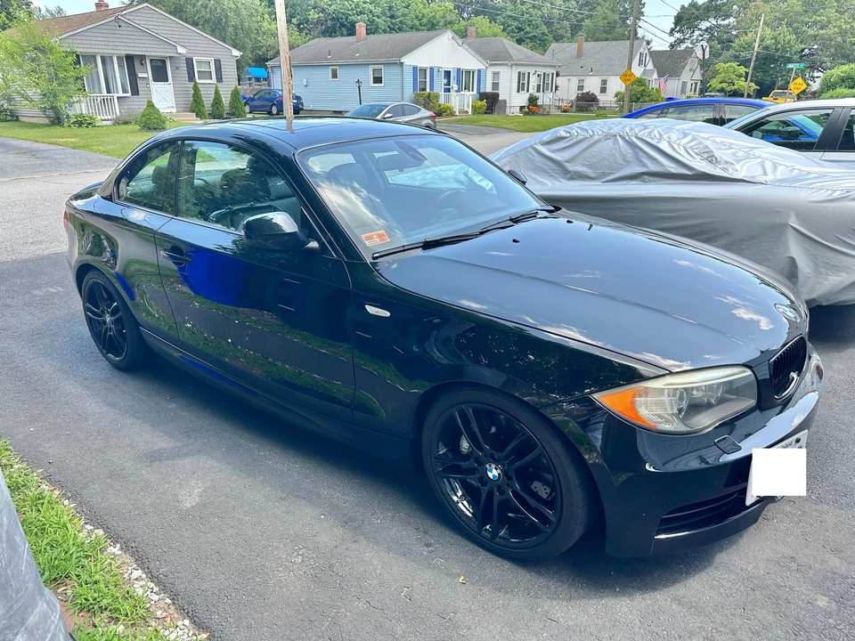 2013 BMW E82 135i & 135is - Image 21 of 31