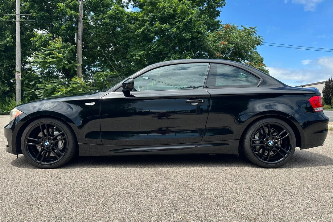 2013 BMW E82 135i & 135is - Image 3 of 31