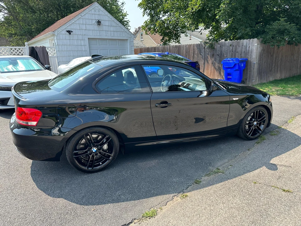 2013 BMW E82 135i & 135is - Image 17 of 31